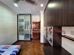 Highland Road (D19), Terrace #480404771